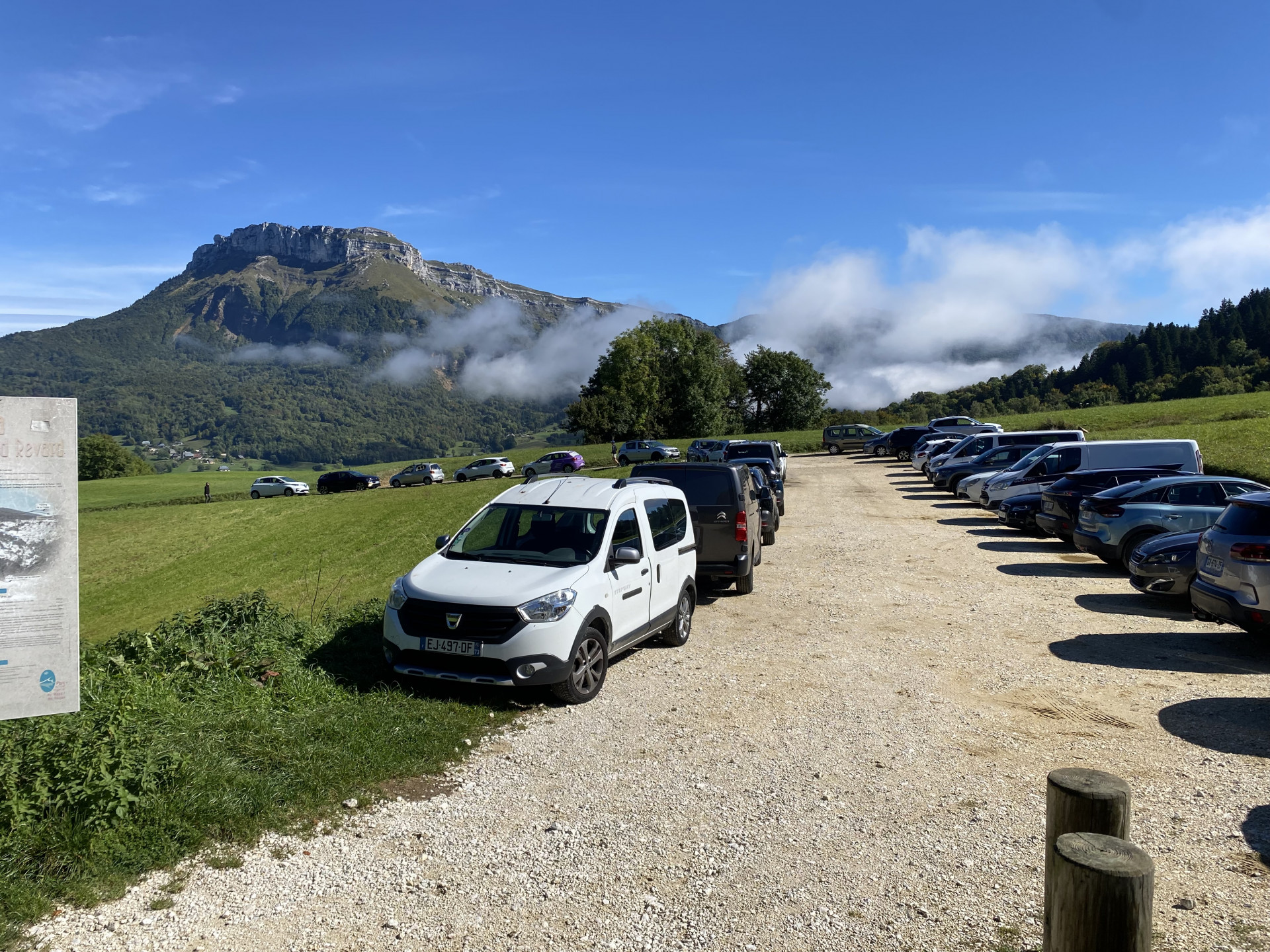 Le mont Peney depuis le parking de la Doria_Les Déserts